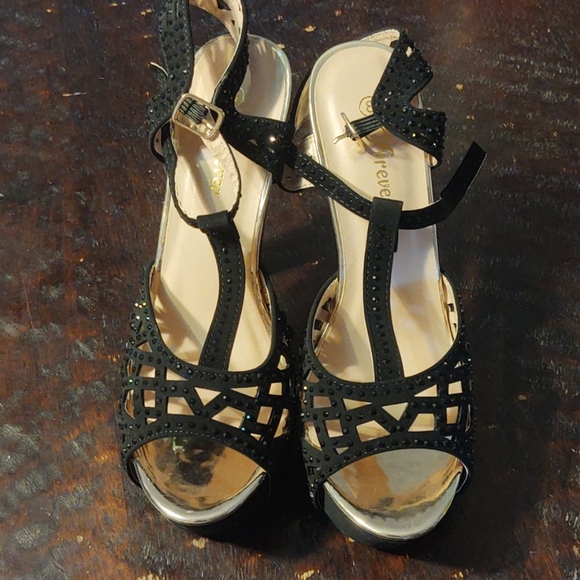 Forever 21 Shoes - Forever black heels with rhinestones size 8